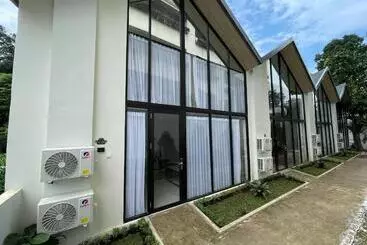 Hotelli Azana Essence Sanggabuana Bogor