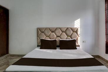 Flagship Triveni Hotel And Restaurant