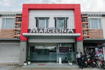 ホテル Marcelina