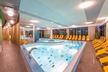 리조트 Wellness Hotel Thermal