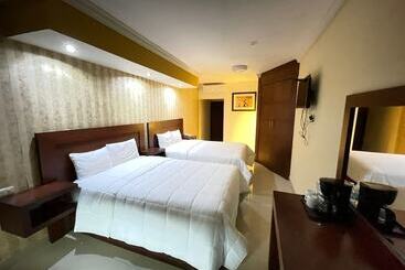 هتل San Ignacio Inn