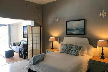 Bed & Breakfast Fairway Guest Lodge