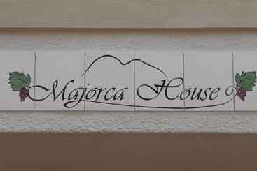 مبيت وإفطار Majorca House