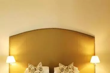 ベッドアンドブレックファースト Shonalanga Lodge