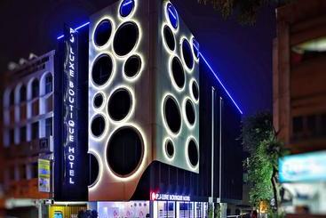 Hotel Pjluxe Boutique