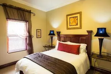The Royal Palm B&b