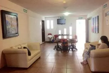 Alberg Hostal De San Pedro