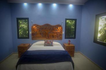 Bed and Breakfast The Flycatcher Inn Boutique