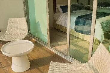 Hotelli Aqua Spa & Resort