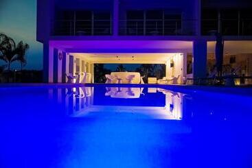 בית מלון כפרי Aqua Spa & Resort