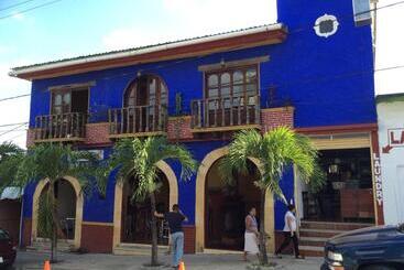 Otel Posada Aguila Real