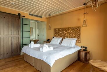 Bed and Breakfast 5 Raches Suites