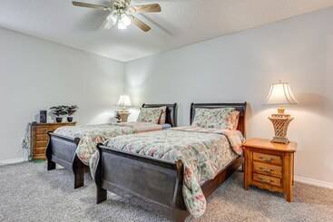 קוטג'' Charming Satsuma Home ~ 14 Mi To Mobile!