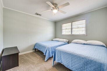 קוטג'' Little River Home Near Beaches & Golf Courses!