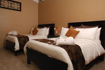 Hotelli Crater Valley Boutique