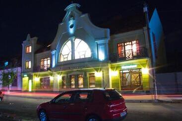 酒店 Letuchiy Gollandets