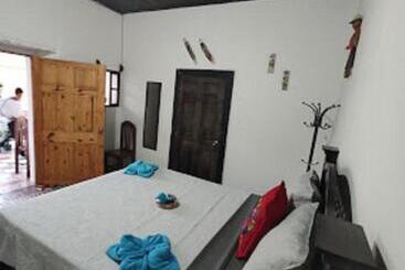 هتل Francisco S La Merced