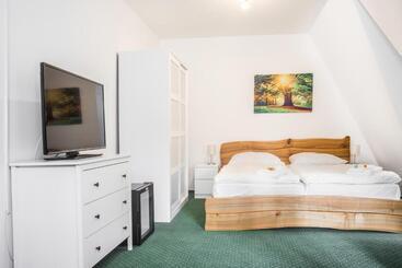 הוסטל Konopiště Nová Myslivna