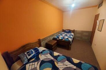 ñaupa House Hostel