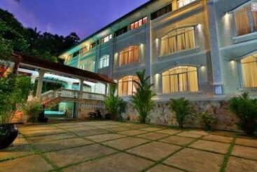 Centauria Hill Resort