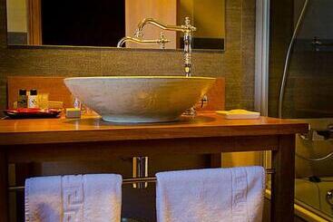 Отель La Casona De Abamia