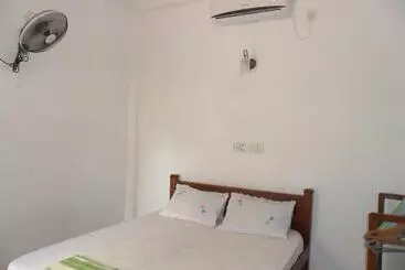 Hotell Pearl Deluna Resort Mirissa