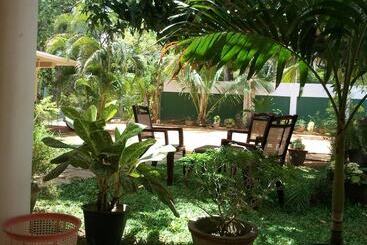 בית מלון כפרי Tissa Resort