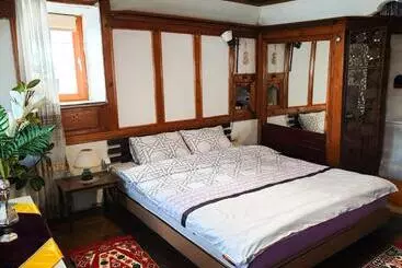 ペンション Kulla Dula Guesthouse