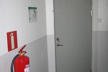 ユースホステル Golden Spa Hotell