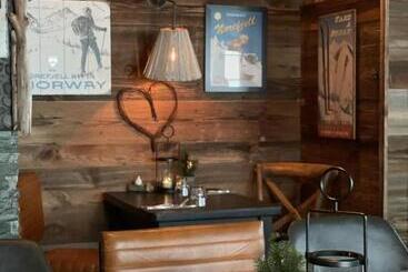 酒店 Norefjell   Storhytte Med Jacuzzi Og Fantastisk Beliggenhet