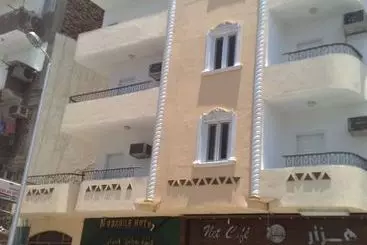 هتل Nubanile