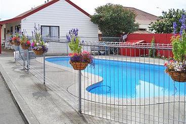 Gloucester House Motel