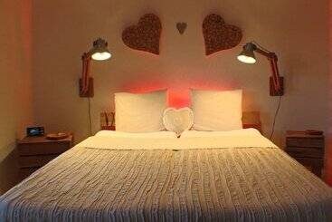 ベッドアンドブレックファースト Une Nuit Ailleurs