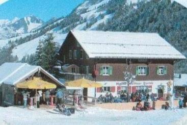 هتل Gasthaus Waldhaus