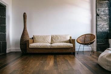 Azores Youth Hostels   Pico