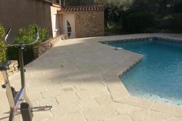 Bed and Breakfast La Tousque