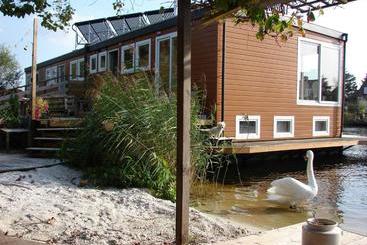 B&b Houseboat Between Amsterdam Windmills