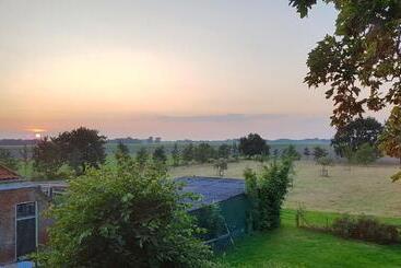 Bed And Breakfast Batenborg