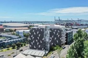 هتل La Quinta By Wyndham Parnell Auckland
