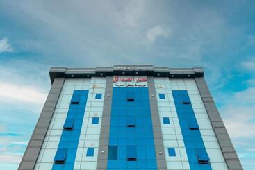 ホテル Gardens View