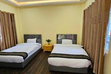 Yula Hotel Thatluang