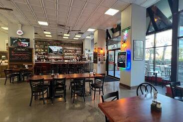 هتل آپارتمان Ocean View Property Blue Water Resort