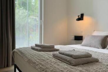 تختخواب و صبحانه De Wilden Ezel