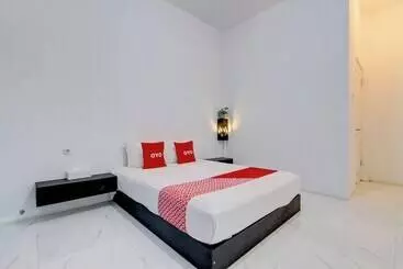 ホテル Oyo 93885 D Harjo Guesthouse