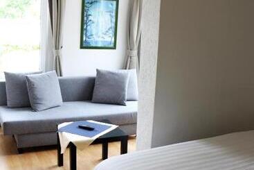 Hotel Restaurant Les Jumeaux