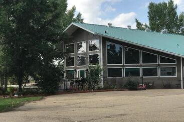 Rolling Hills Country Resort Bed And Breakfast