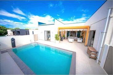 호텔 Churaumi Village Pool And Terrace