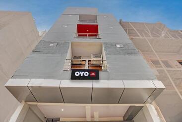 Hotel Oyo Sonu Residency