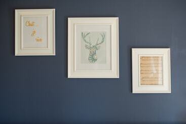 تختخواب و صبحانه Almatoit