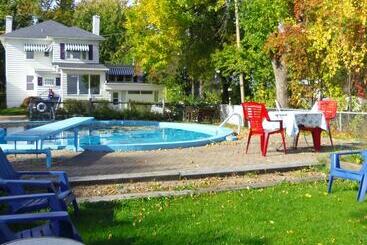 مبيت وإفطار Gîte Saint Laurent